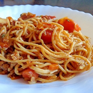 ピリ辛トマト肉味噌豆乳麺♪